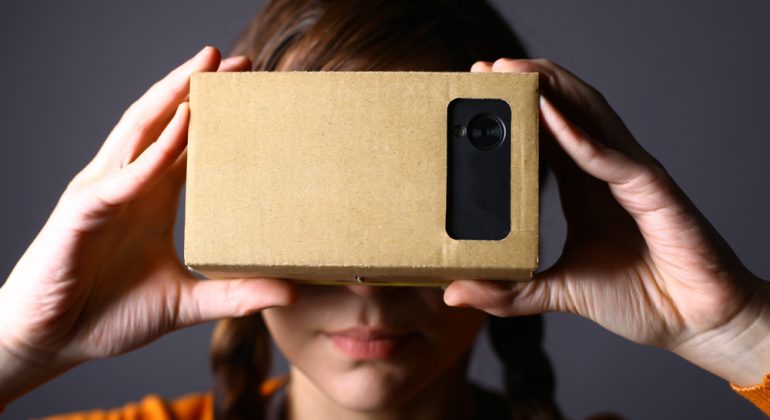 How Much Does It Cost To Develop A Mobile App Like Instagram?
