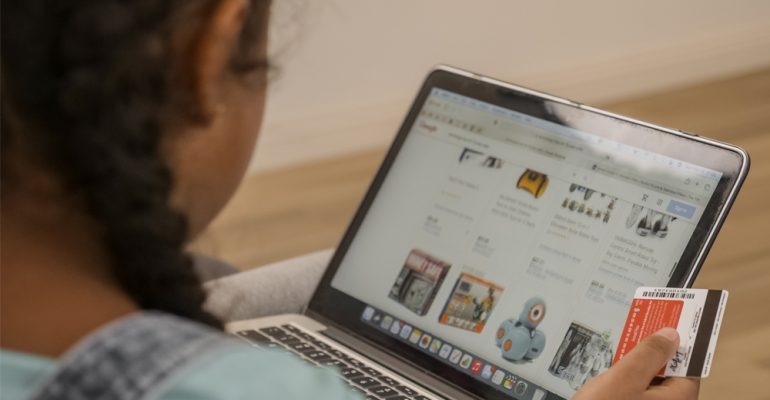 E-Commerce Benefits from Cloud Computing