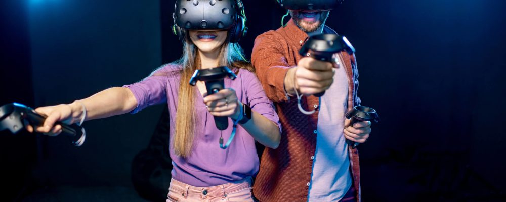 Testing_VR_APPS_GAMEs-featured image